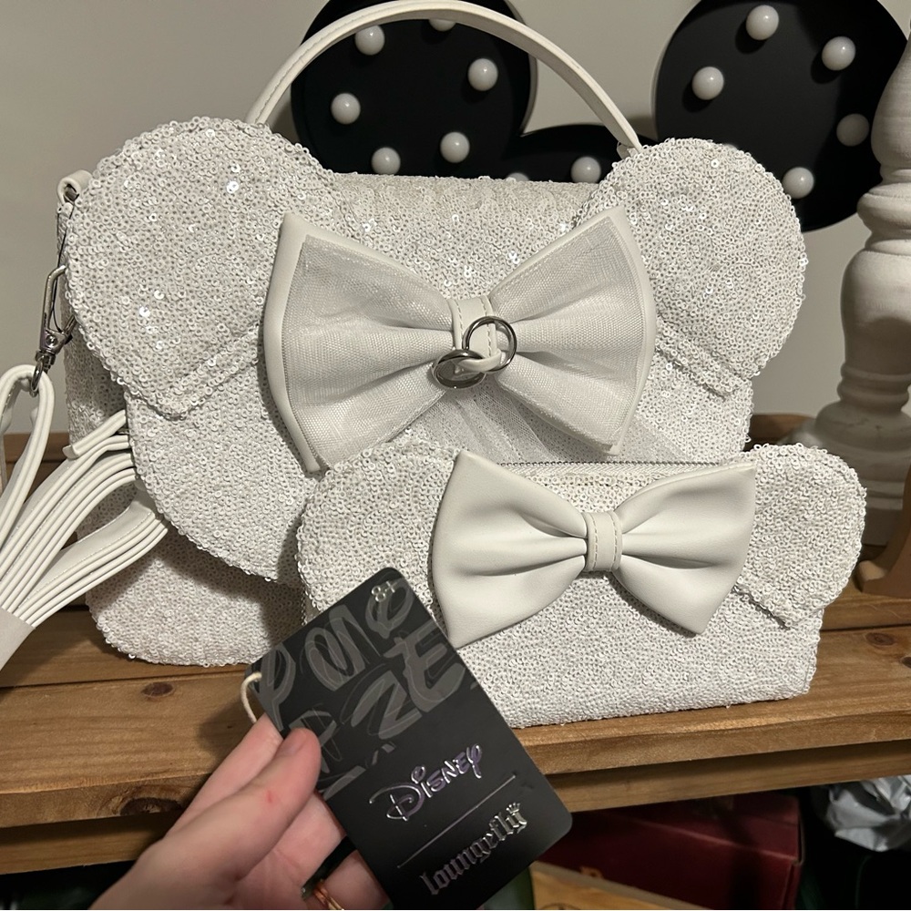 Loungefly Set! DISNEY MINNIE SEQUIN WEDDING CROSS BODY BAG & MATCHING WALLET
